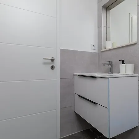 By The Sea Rogoznica, Omis - 23105 Apartamento